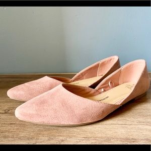 Blush Time And True Point Toe Flats size 6